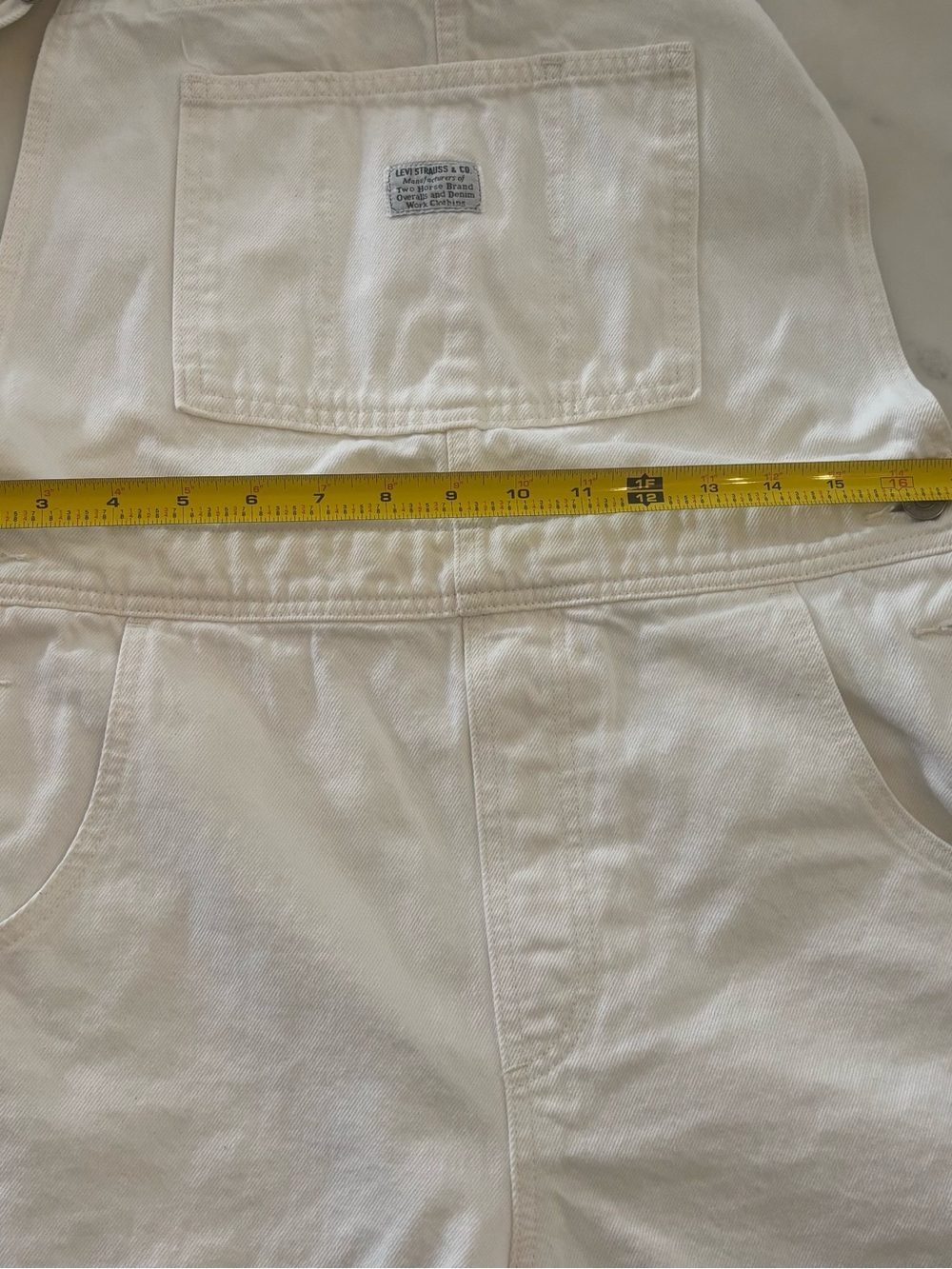 Levi Strauss White Denim Short Bib Overalls with Adjustable Straps Size Large - Picture 9 of 12